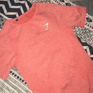 Gymshark T-shirt coral workout